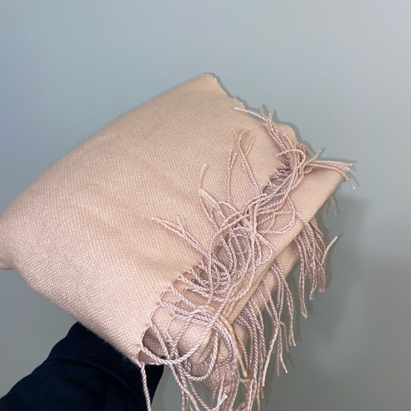 Blush pink scarf - Picture 3 of 3